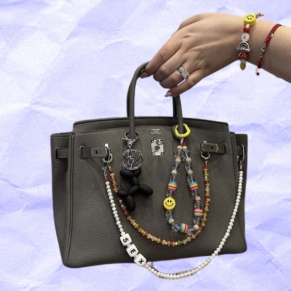 Kako da ukrasite torbu privescima – poput Jane Birkin