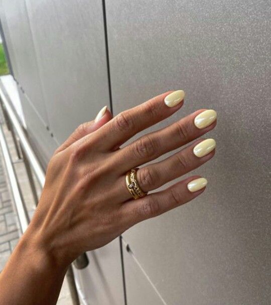 butter nails