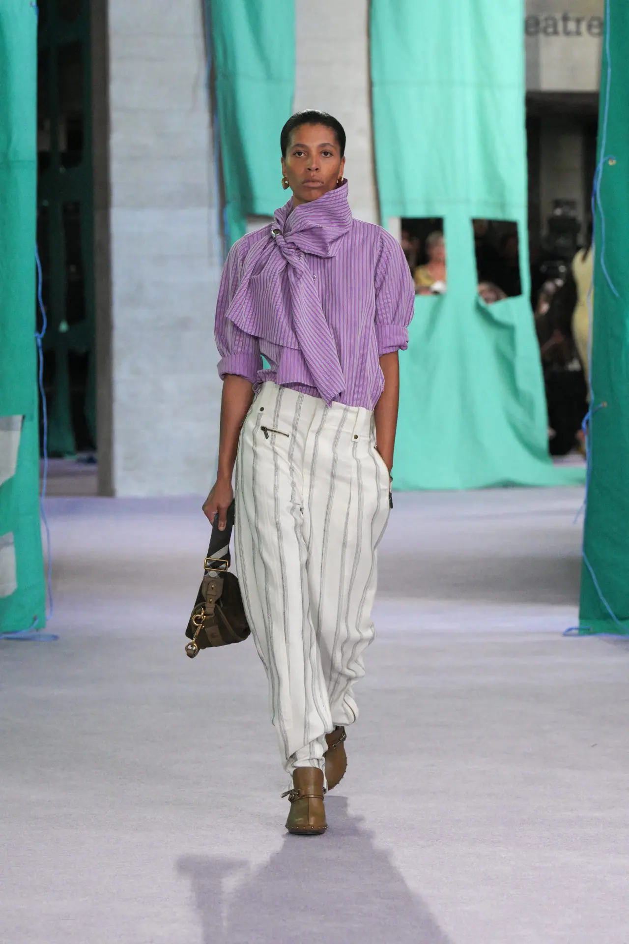 Burberry Summer 2025 Show Look 25