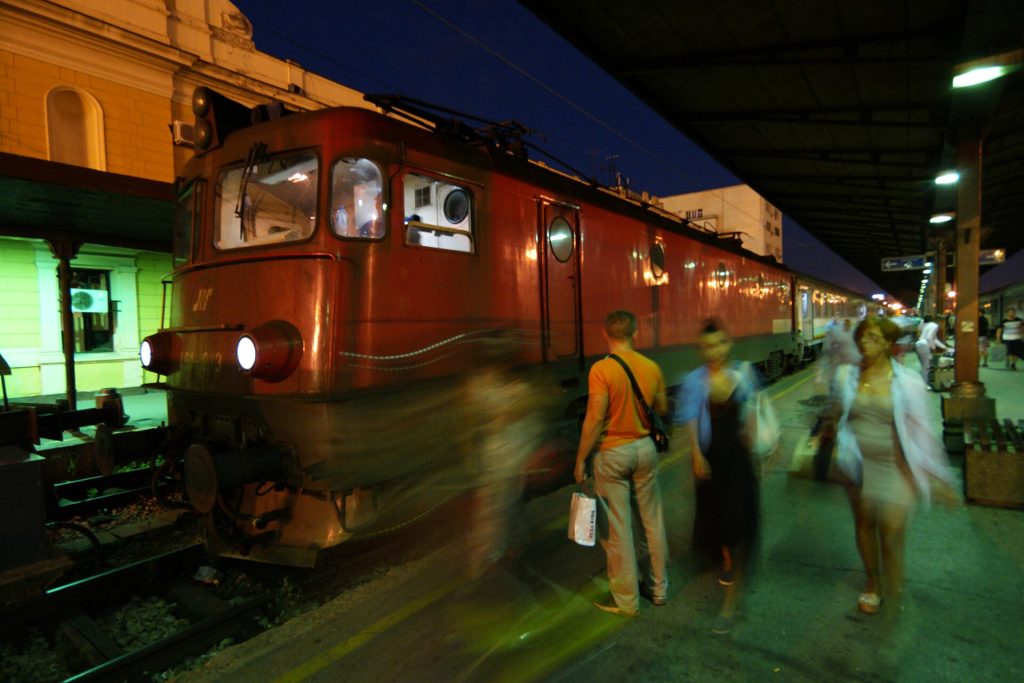 beograd bar Belgrad main central arrival of Belgrade Bar train