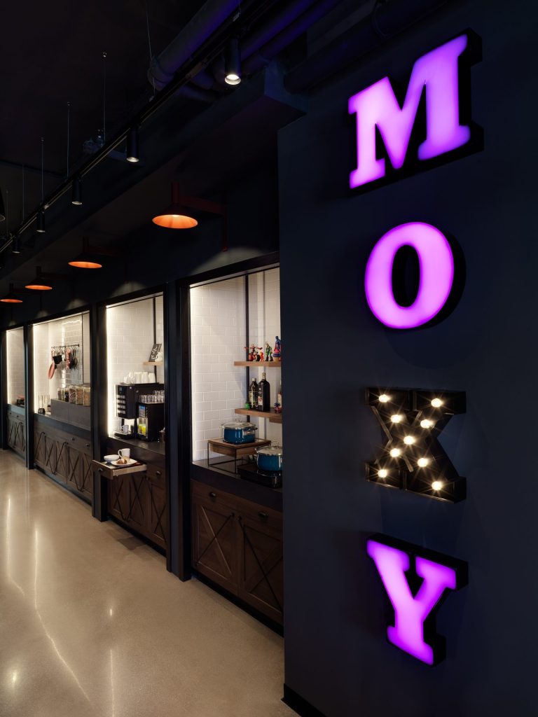 moxy belgrade 5825