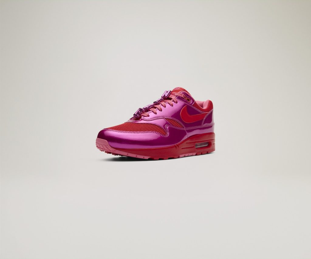 snkrs showcase ep3 am1 vday pink red