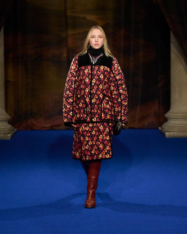 Burberry Winter 2025 Show Look 11