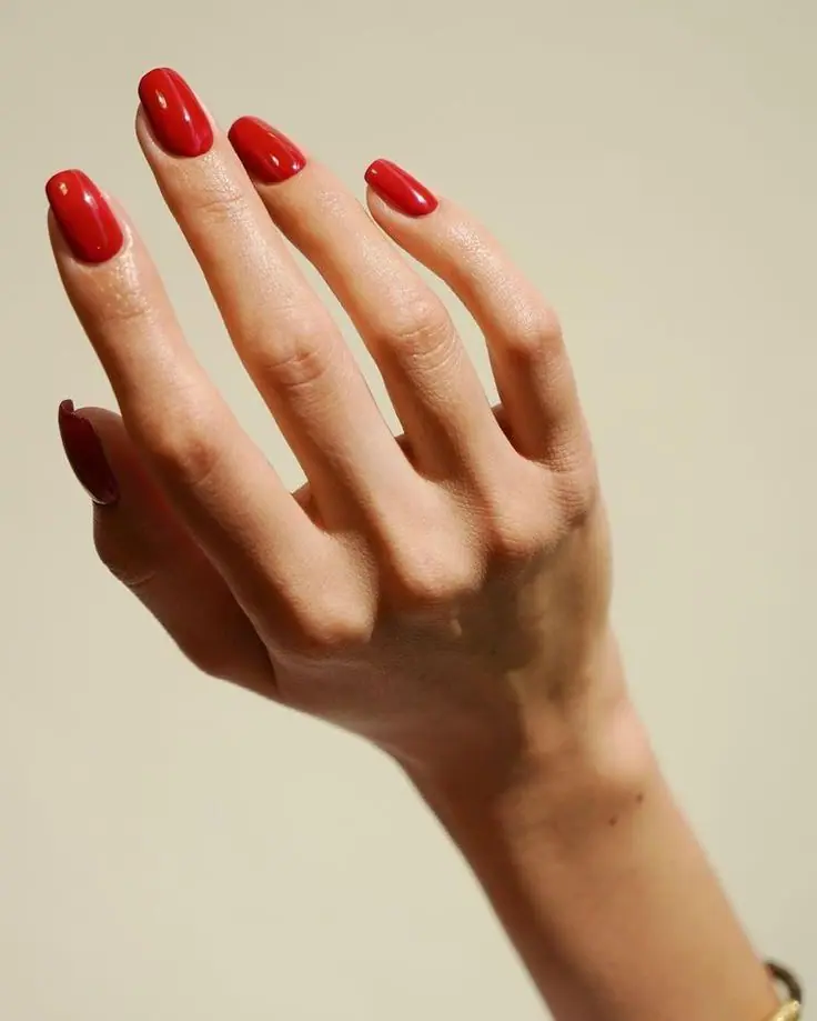 Crveni nokti su apsolutni trend ovog proleća 12 607fb709a151c218ef970b72ae1341e9