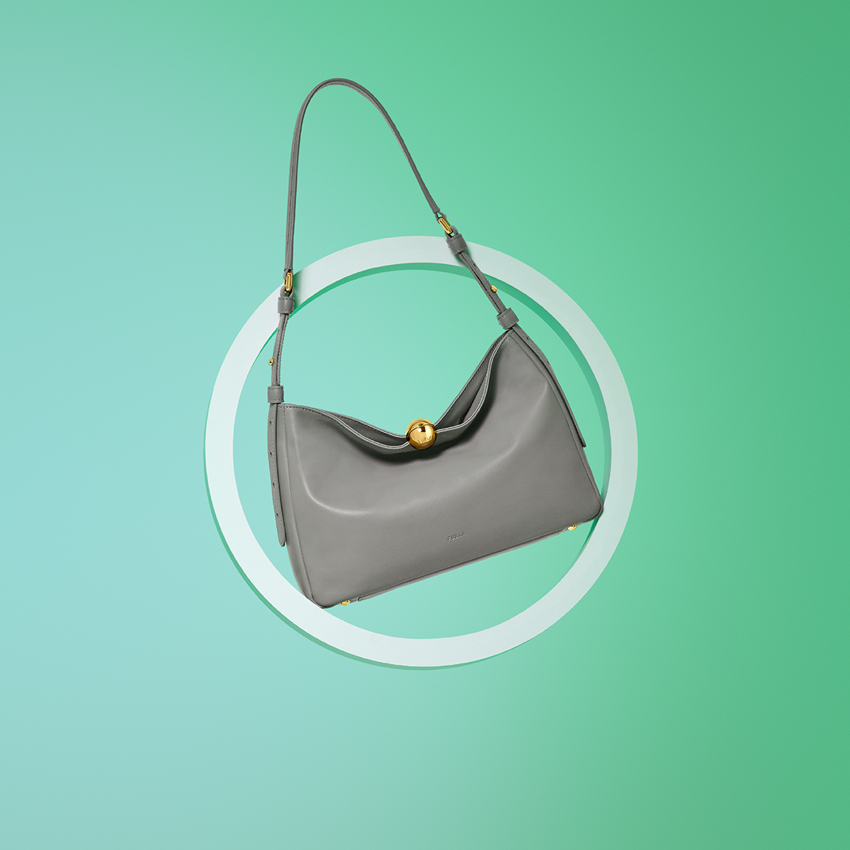 Nove Furla torbe su inspirisane italijanskim letom: Ove modele dodajemo na wish listu 3 Furla Fashion Adv Full Price Crops CGE Mobile 1200x1200px SS25 SL 3