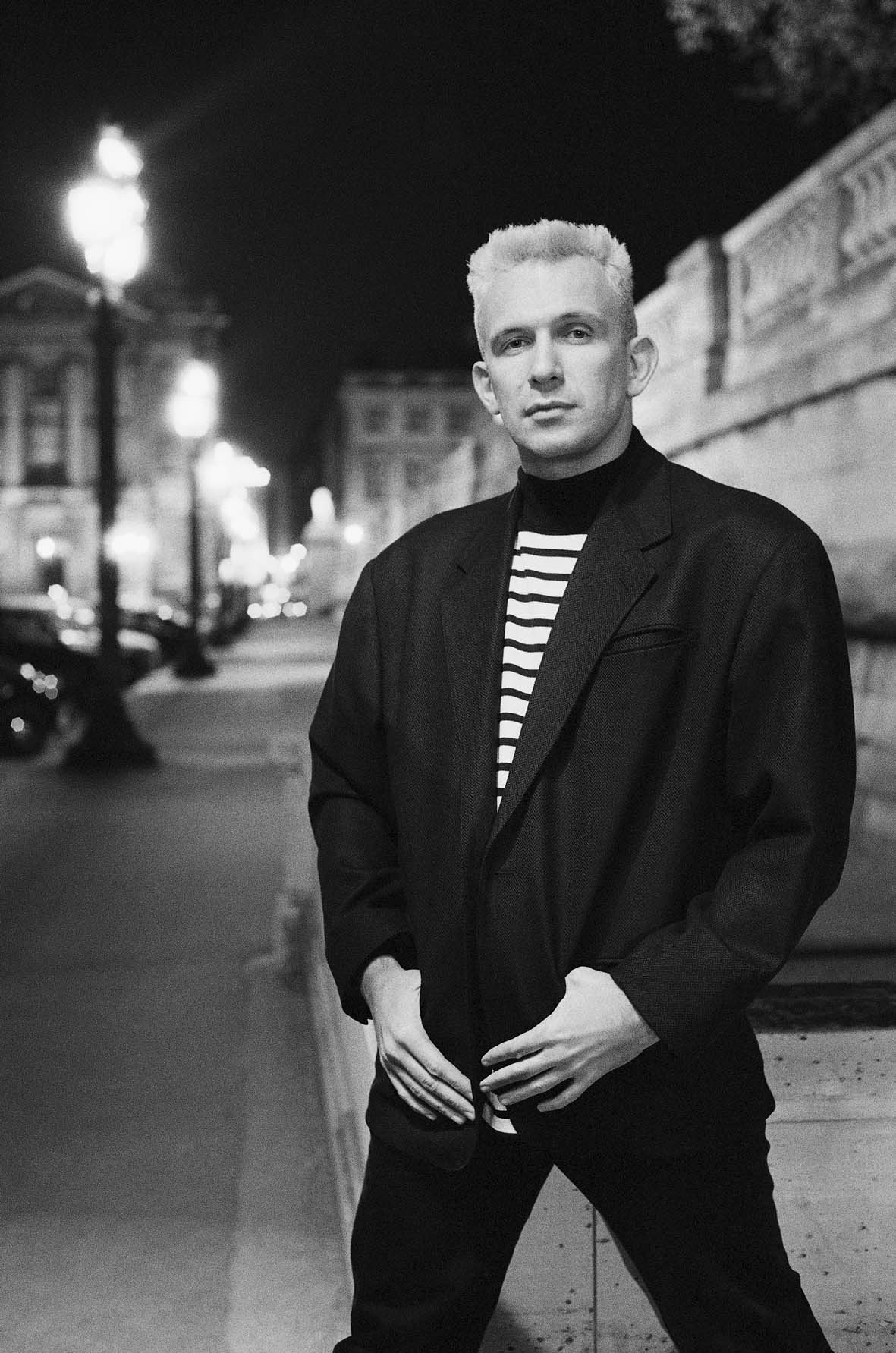 Izložba fotografija Alice Springs otkriva najveću nepoznatu priču mode 16 4 Alice Springs Jean Paul Gaultier Paris 1985 © Helmut Newton Foundation