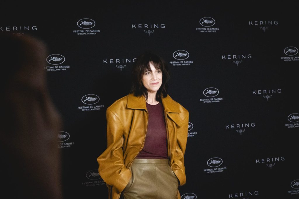 Razgovor sa Charlotte Gainsbourg o Kanu, uspomenama i novim izazovima 8 BURO CHARLOTTE GAINSBOURG 1