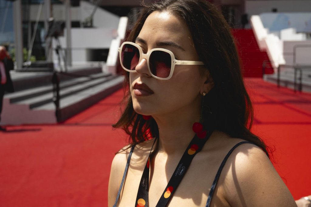Easy Glam: IZIPIZI pogled na 78. Kanski filmski festival 12 BUROKAJA ZA IZIPIZI