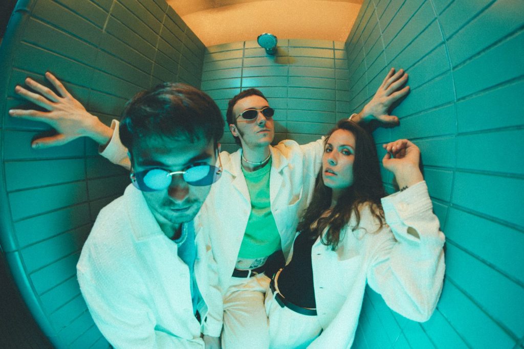 Kad Gorillaz sretnu novi talas: upoznajte zagrebački pop trio Ki Klop 8 Ki Klop Marina Uzelac