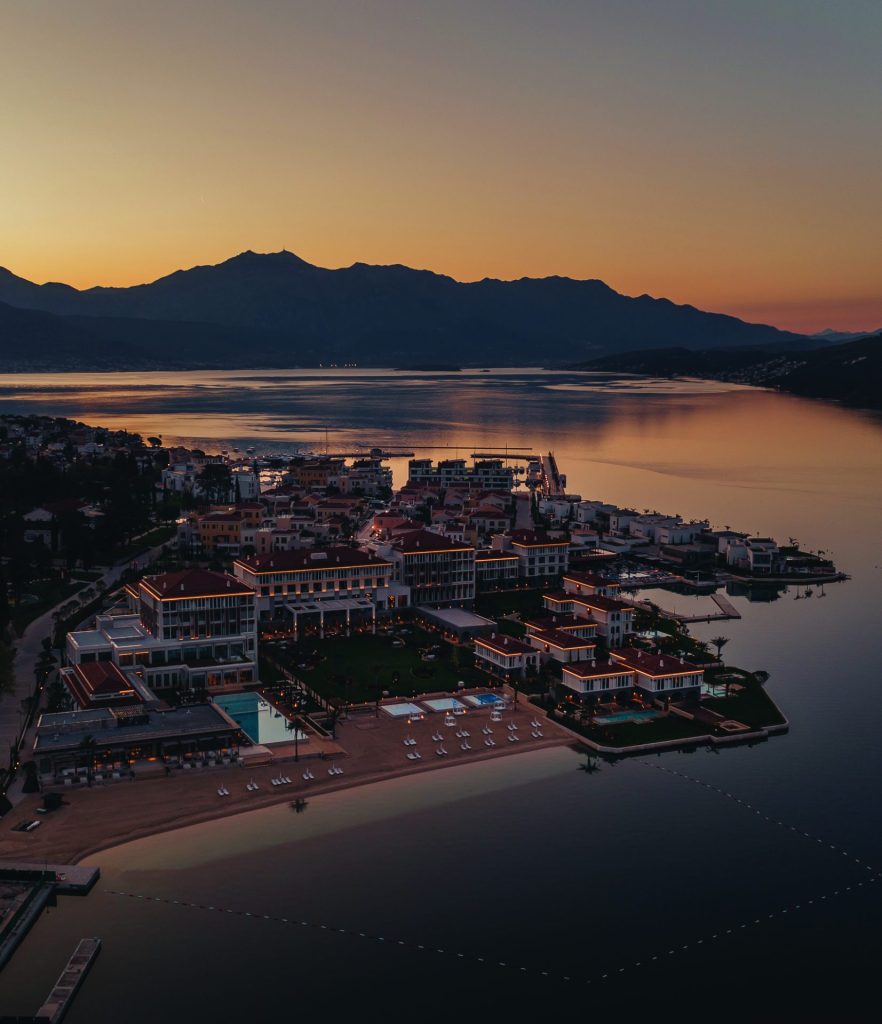 Život bez kompromisa: Kako izgleda dan u Marina rezidencijama 11 portonovi drone view 53166396788 o 1