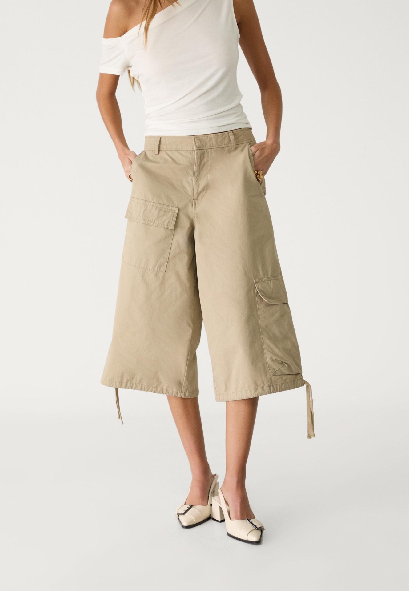 Leto udobnosti: 10 modela bermuda do 4.000 RSD 12 07483350430 a1