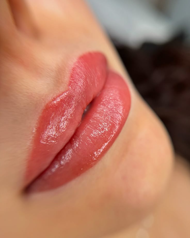 “Lip Blushing” tretman: Najbolja letnja alternativa za ruž 8 2c4ce1fc1779981ac4946f070bcb423f