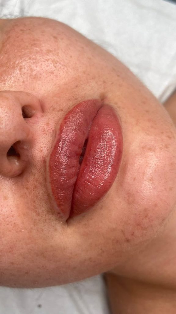 “Lip Blushing” tretman: Najbolja letnja alternativa za ruž 7 ruž