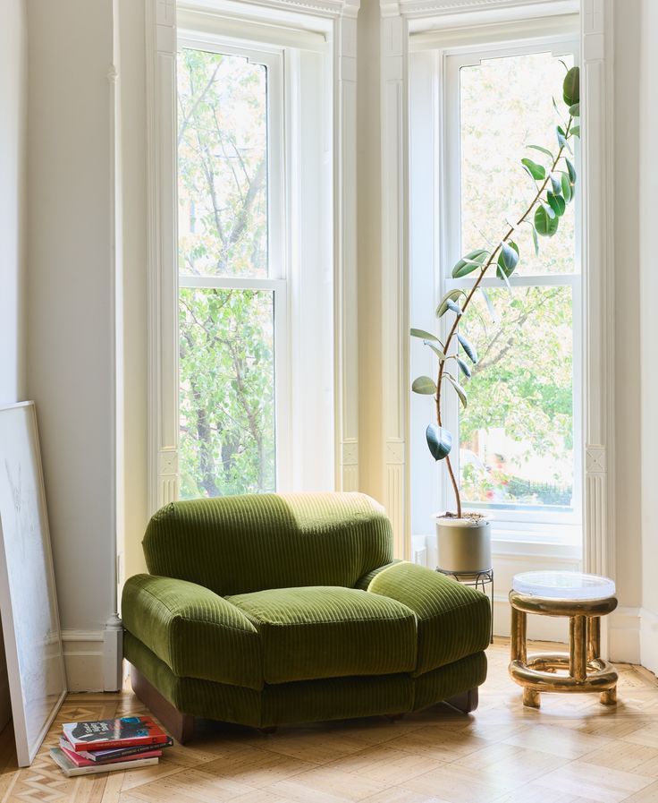 Apple Green