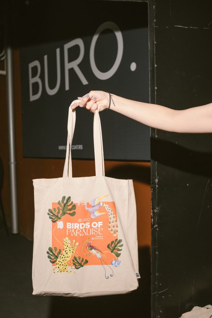 Buro 211