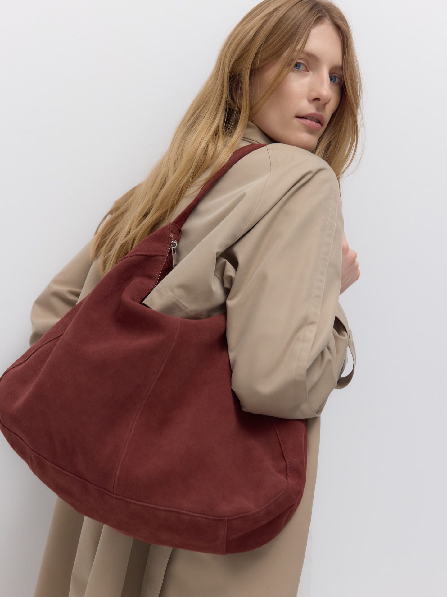Ove torbe su još uvek na sniženju - biramo 10 trendi modela 27 273CN 83X 001 1 957736 1