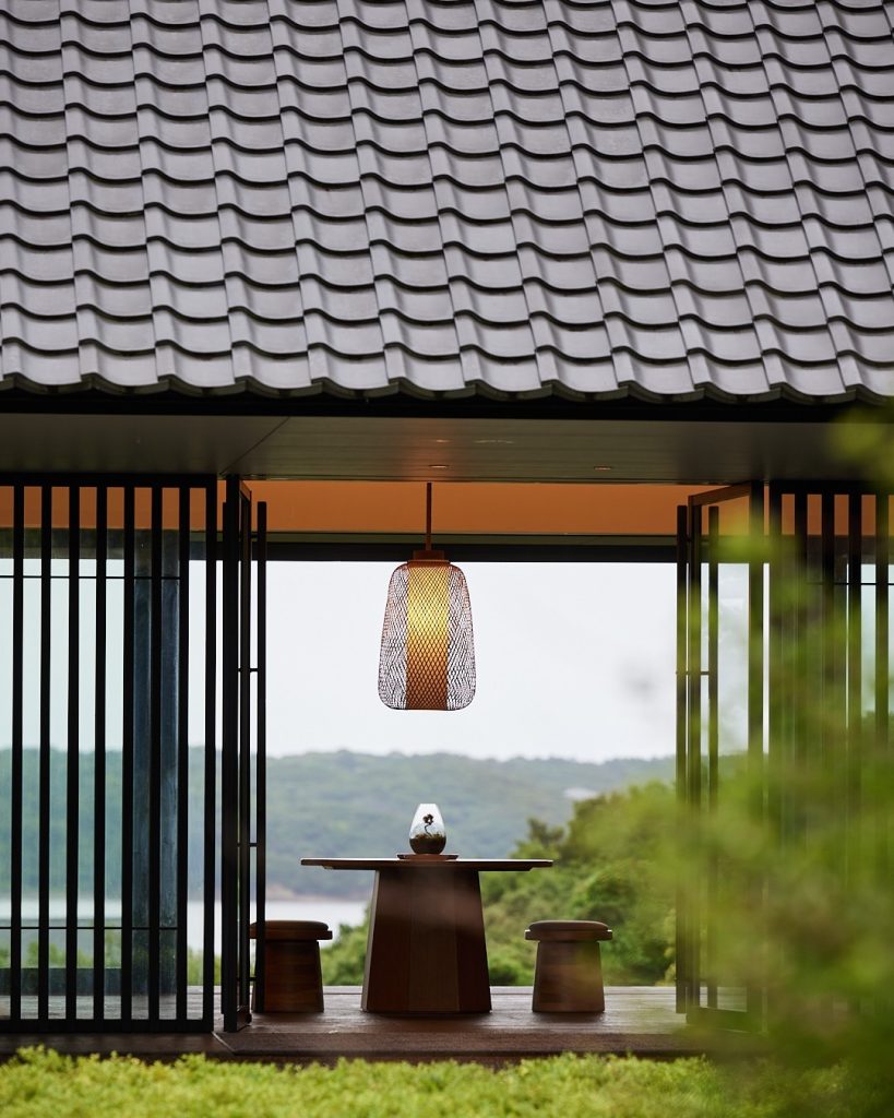 Ovo su tri najbolja spa centra na svetu 8 The moment of arrival sets the the tone for the rest of the stay at Amanemu. Open to the air th