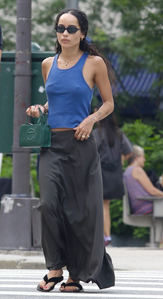 Zoe Kravitz i lakoća letnjeg odevanja - u 4 autfit formule 11 profimedia 0623511250