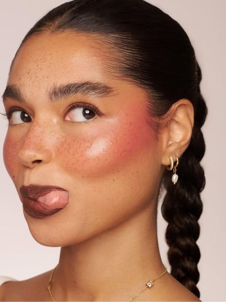 Guava Girl makeup trend je tu da ostane i nakon leta 7 Guava Girl