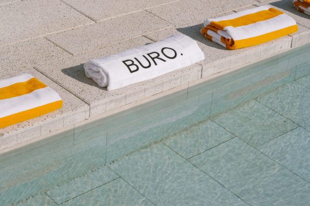 BURO 122