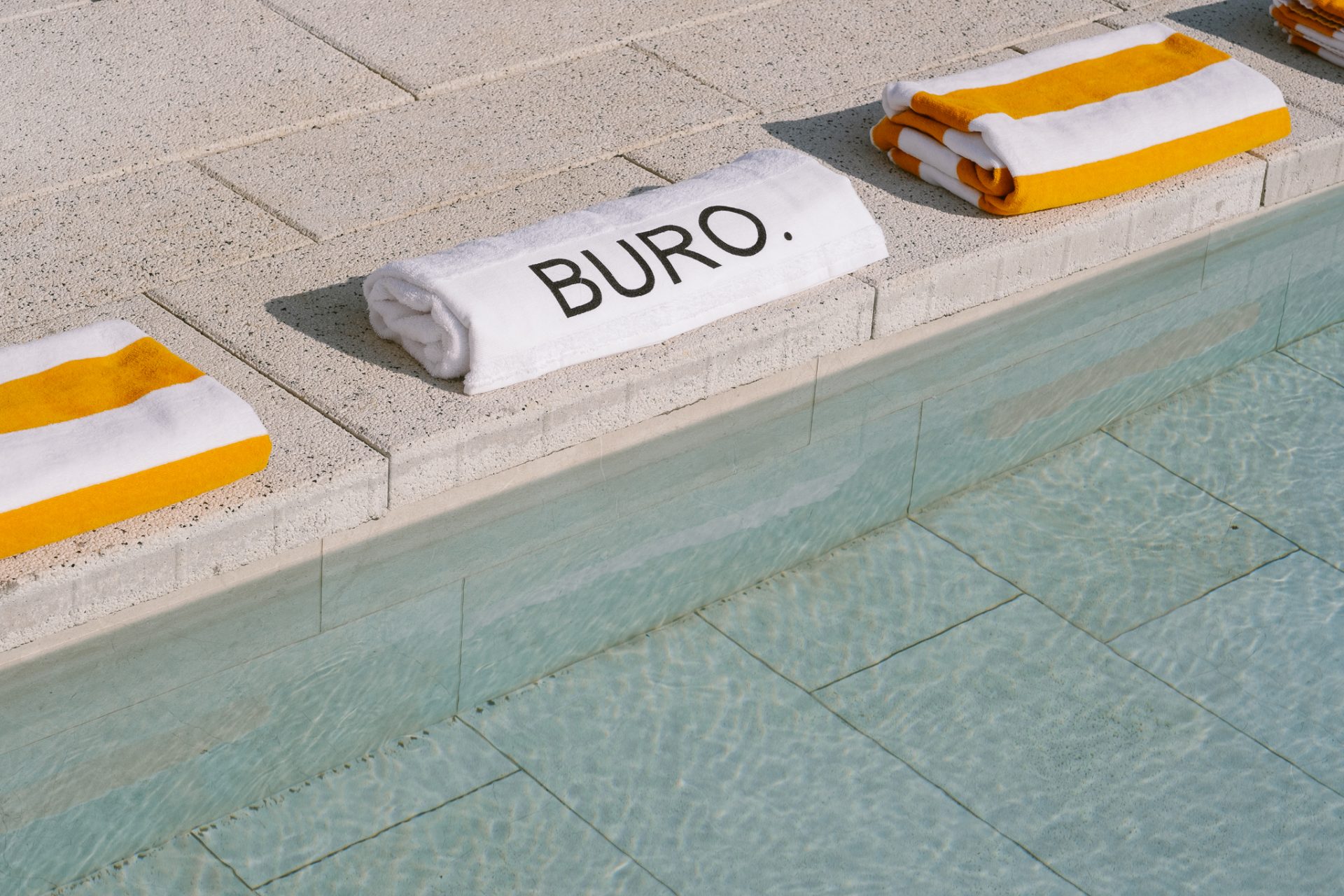 BURO 122