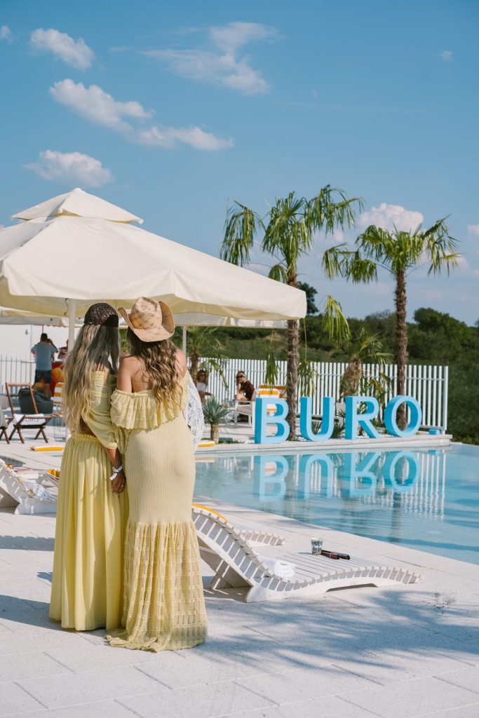 BURO 3