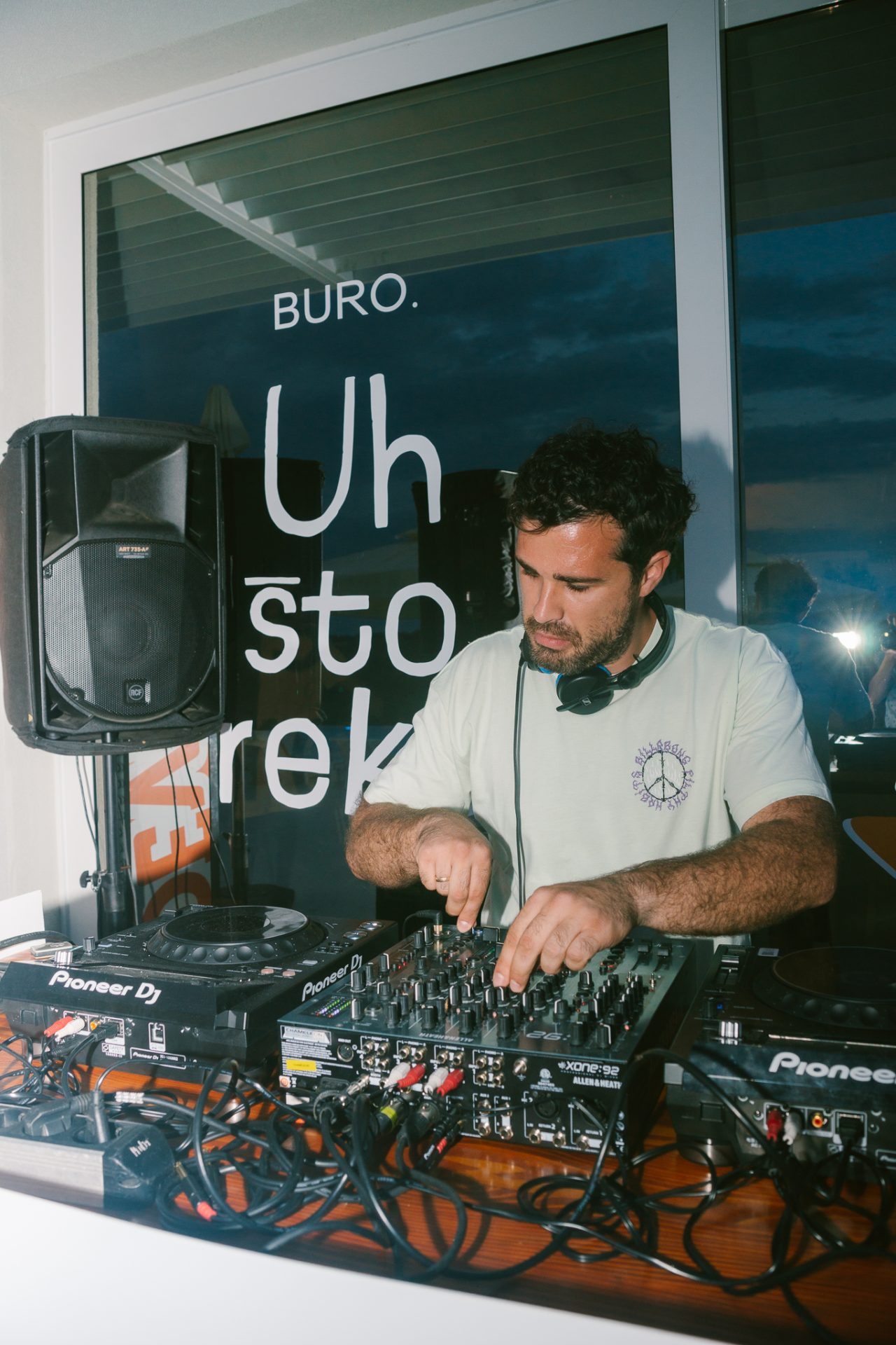 BURO 334