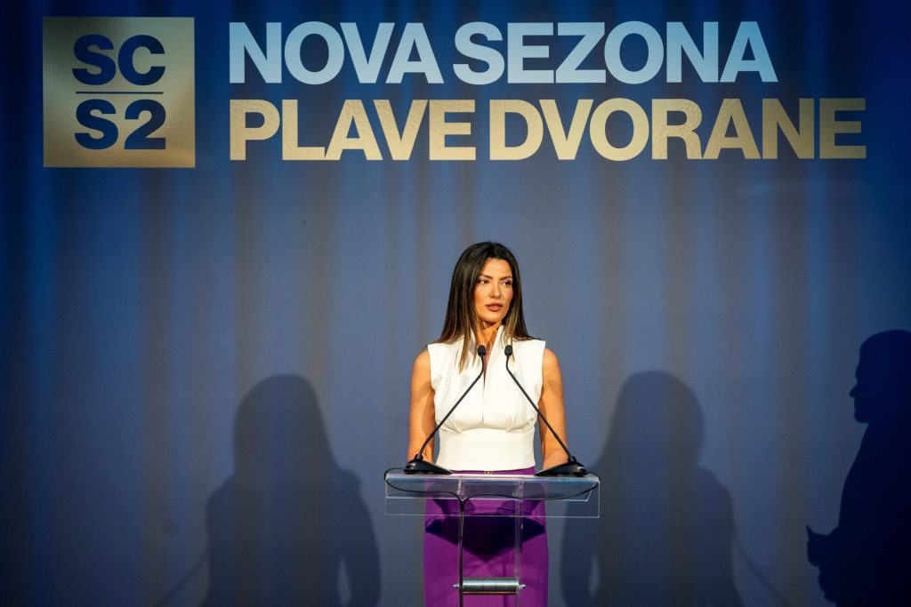 Plava dvorana Sava Centra spremna za novu sezonu događaja 6 1 Kristina Milincic generalna direktorka Sava Centra otvorila je novu sezonu
