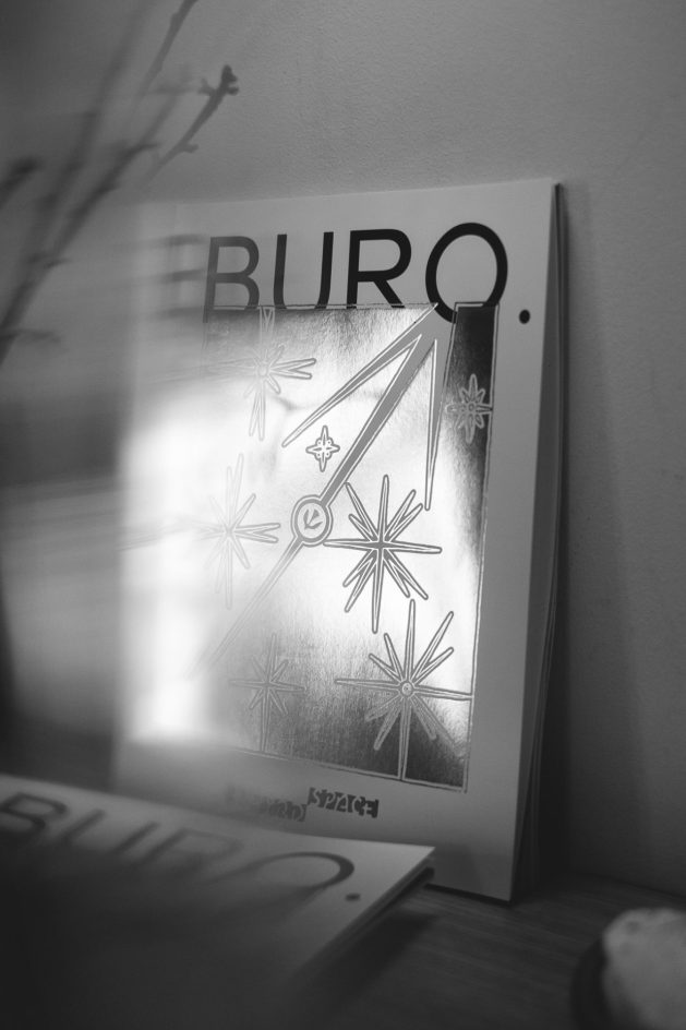 Buro 3