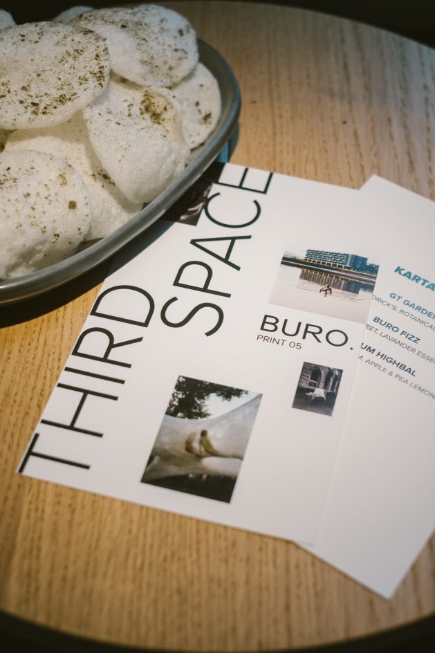 Buro 8