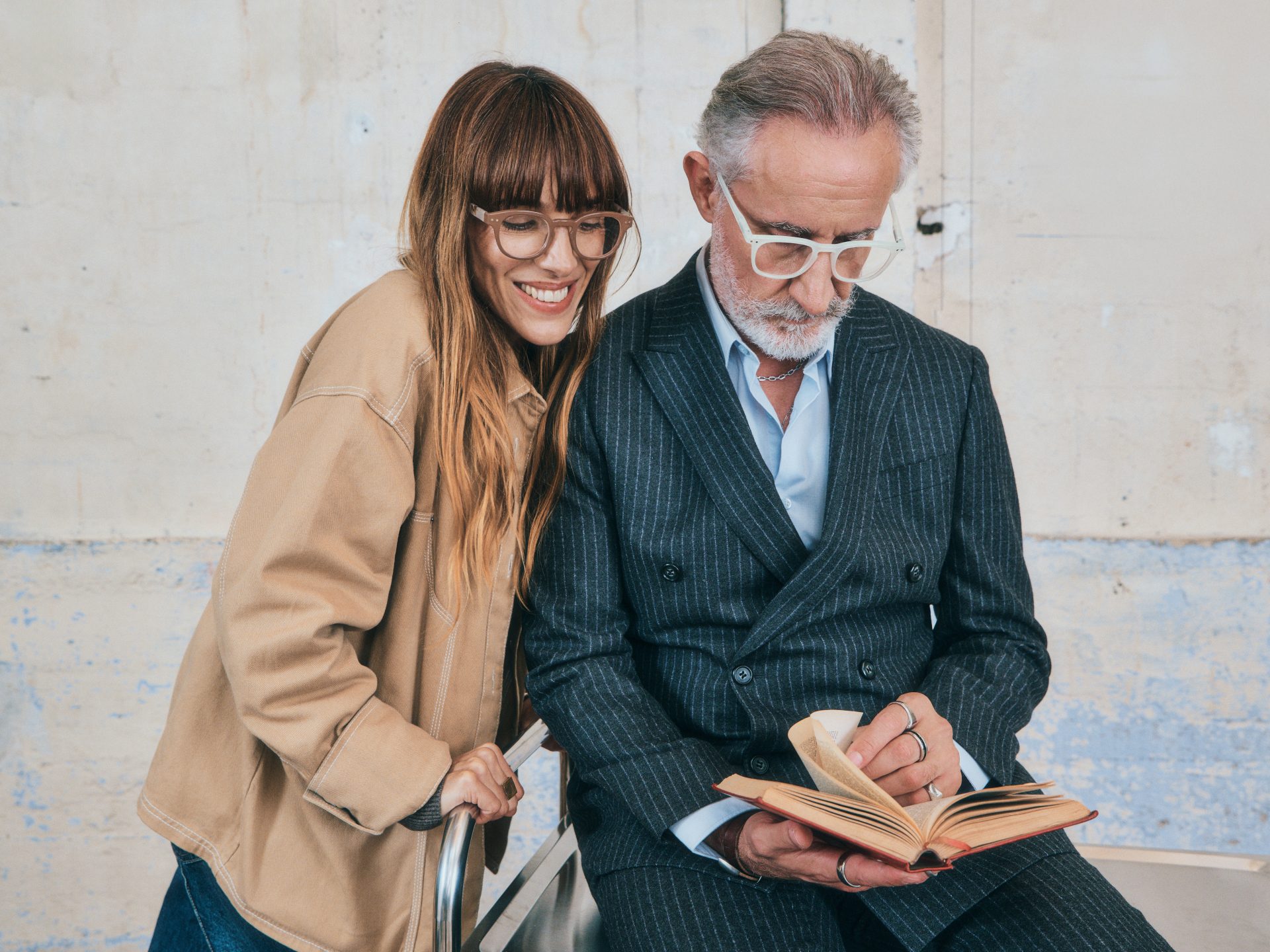 IZIPIZI AW25 READING DUO C LIGHTMARBLE E OLDLEATHER 02
