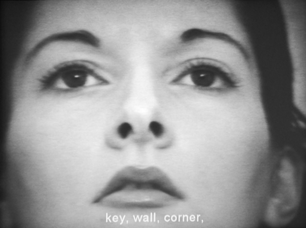 Marina Abramovic Oslobadjanje memorije c.b. video 50 1975. Muzej savremene umetnosti