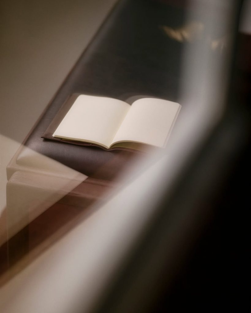 OPEN STUDIOZara Home presents its new Stationery collection. A refined design of precise lines 1