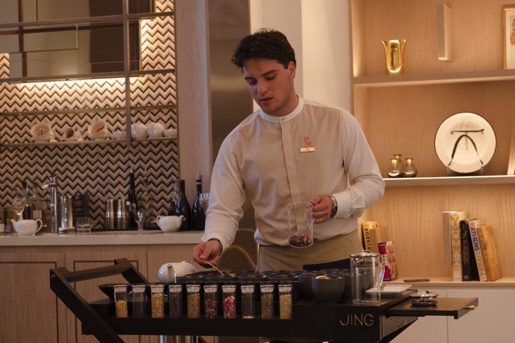 BURO. na popodnevnom čaju u hotelu St. Regis: Kad se uživanje pretvori u ritual 14 DSC 7780