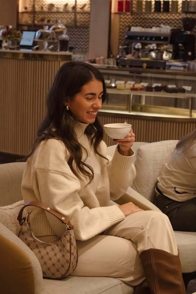 BURO. na popodnevnom čaju u hotelu St. Regis: Kad se uživanje pretvori u ritual 47 DSC 7830