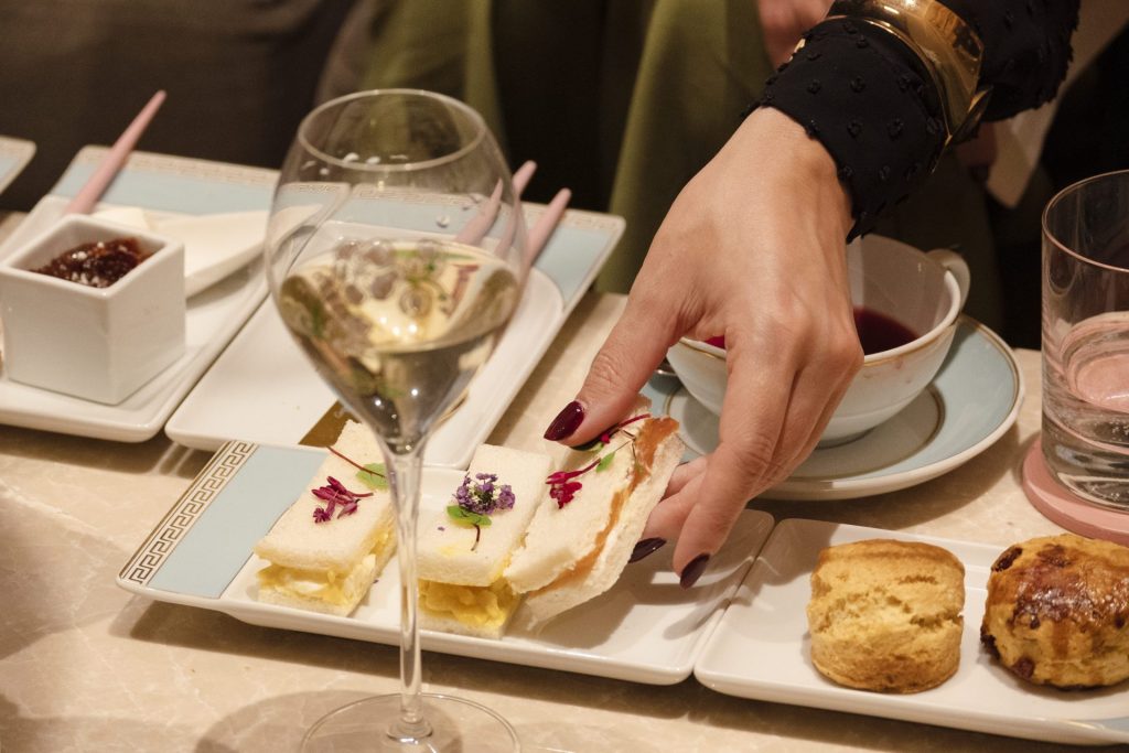 BURO. na popodnevnom čaju u hotelu St. Regis: Kad se uživanje pretvori u ritual 29 DSC 8048