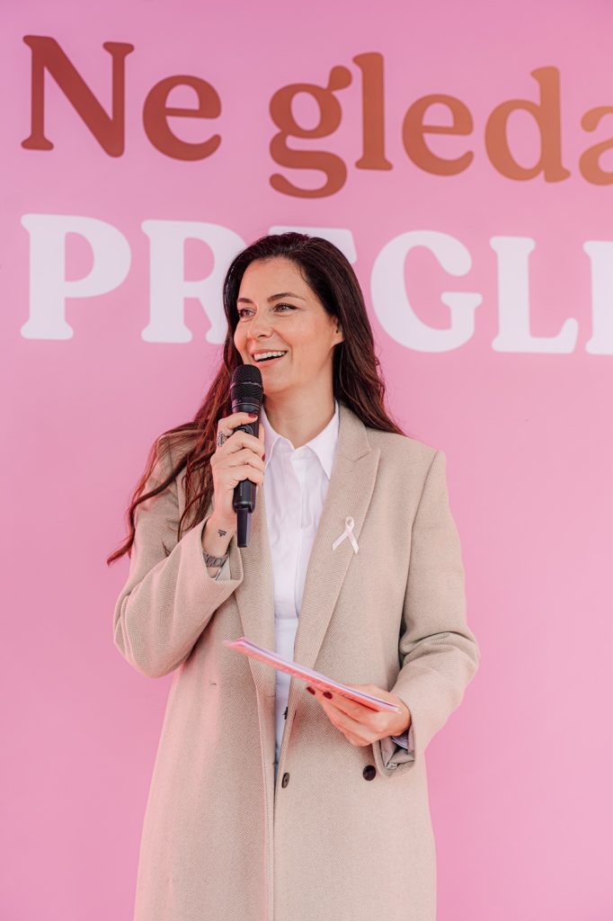 Grand kafa Hajde da imamo vremena za pregled Foto 10 Marija Kilibarda