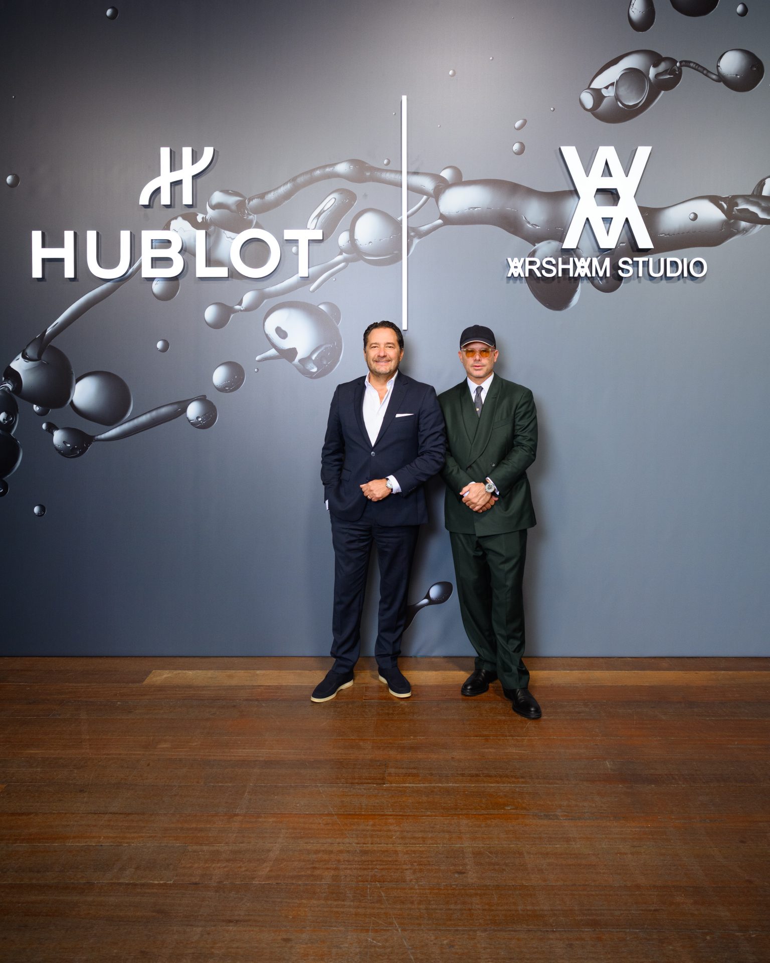 Daniel Arsham x HUBLOT: Nova saradnja inspirisana savršenom geometrijom kapljice 13 Julien Tornare and Daniel Arsham Hublot MP 17 Launch Event in Singapore 2