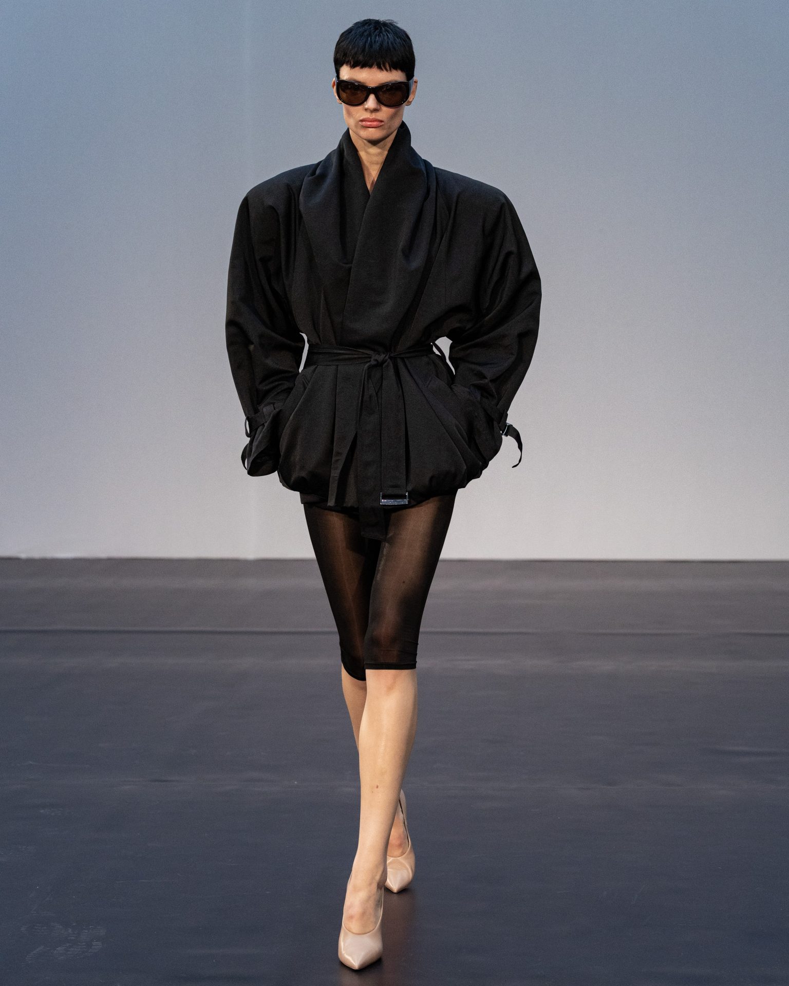 The Studio: Magda Butrym je u Pariz donela slovensku lepotu 14 Magda Butrym LOOKS 4 5 03