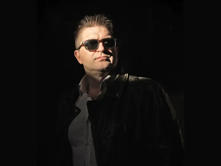 Predstavljamo album "Neželjena dejstva" 5 markotik nezeljena dejstva