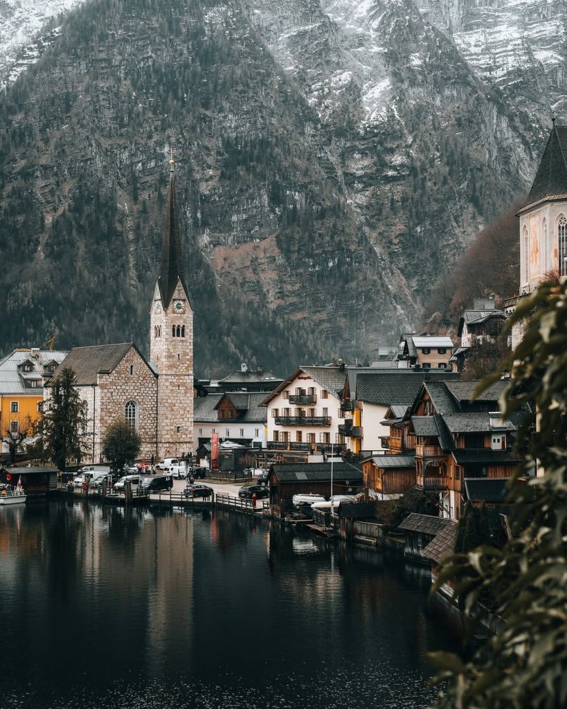 Top jesenje destinacije u Evropi koje izgledaju kao razglednica 11 Yes its crowded. Yes everyone wants a photo here.But somehow even through the noise the sel