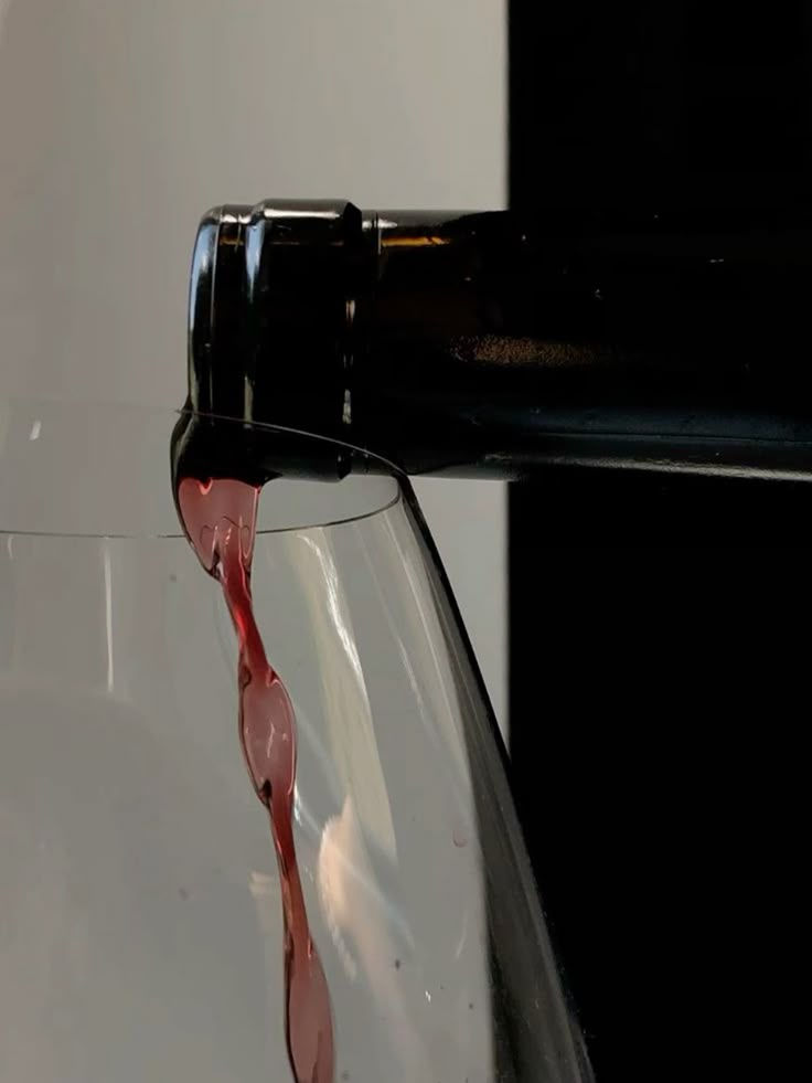 Crveno vino i sladoled od vanile neočekivani duo koji osvaja 7 edc7c975296093743a03323b605df521