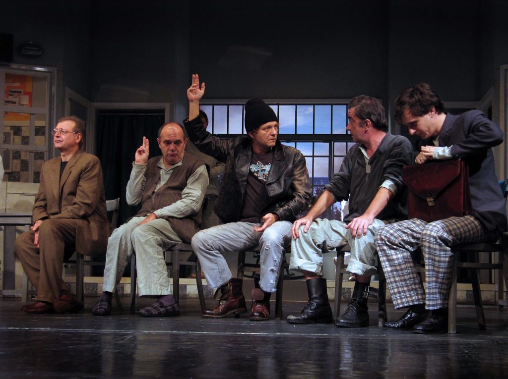 POSLEDNJI LET: "Let iznad kukavičjeg gnezda" Beogradskog dramskog pozorišta odlazi u penziju 7 06