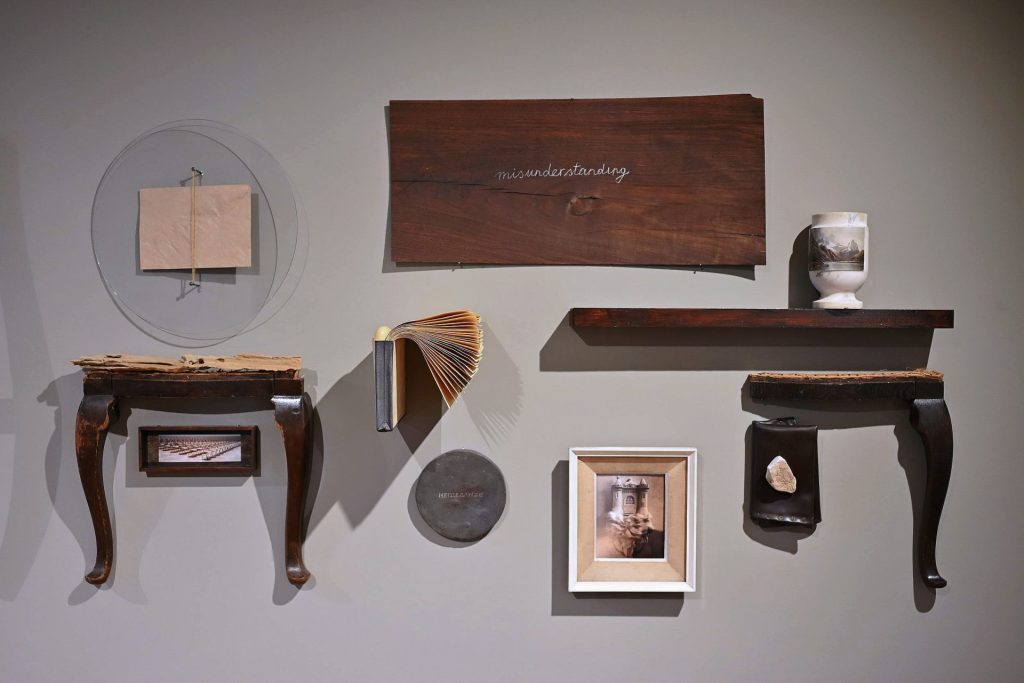 Devet soba, devet svetova: Putovanje kroz heterotopije Lane Vasiljević 16 2 2