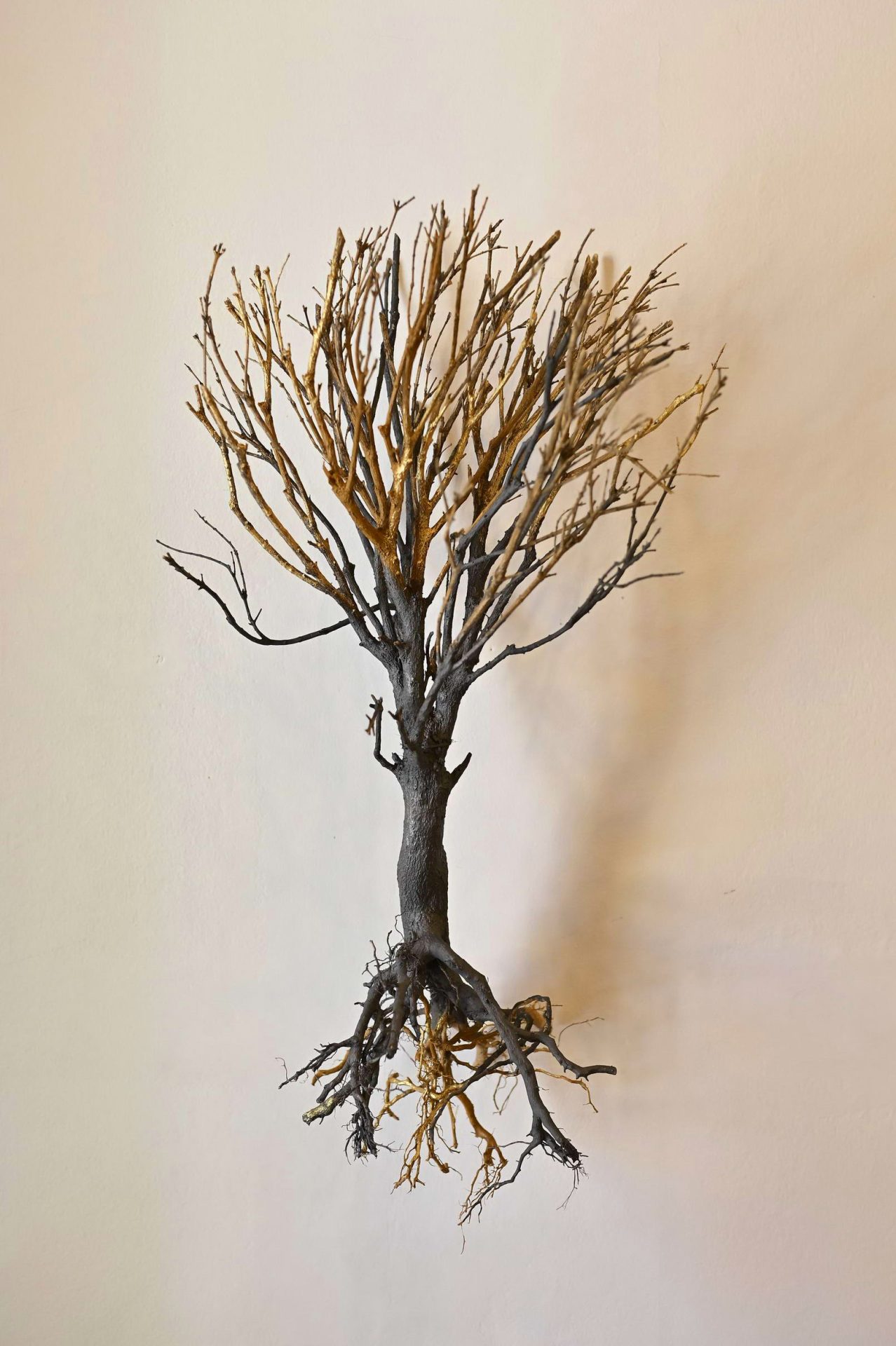 Devet soba, devet svetova: Putovanje kroz heterotopije Lane Vasiljević 31 3 4