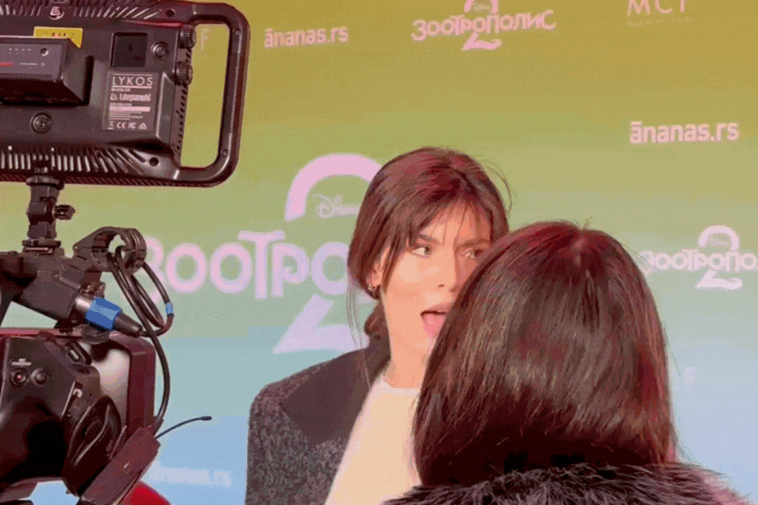 3X2GIF2 ezgif.com optimize