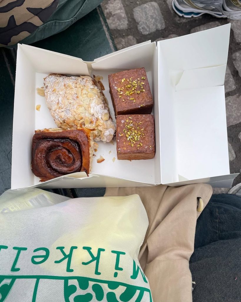 Copencaken 31. Hart bageri2. Bodde pa varldens minsta hotell. Central Hotel Cafe. De har bara 1