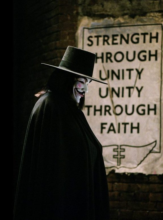 Screenshot 2025 11 04 at 16 13 50 В као вендета 2005 edited