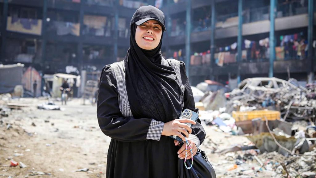 Stavi dusu na dlan i hodaj FOTO Slobodna zona Promo 1