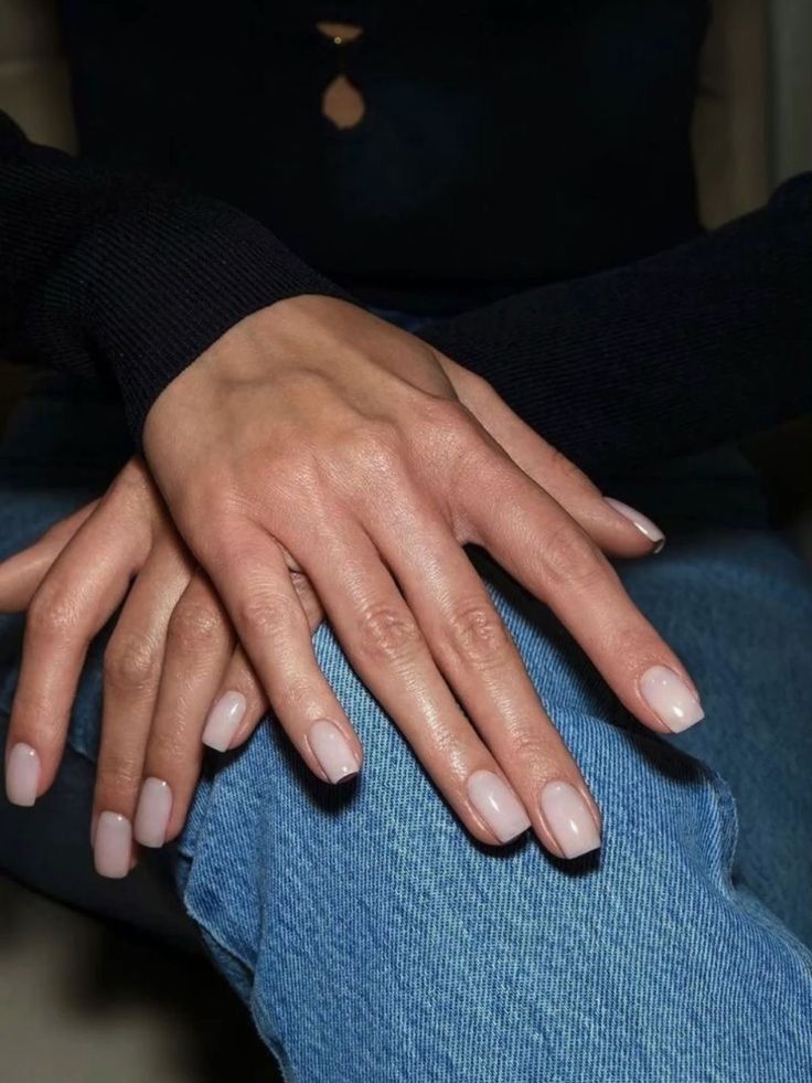 Napokon: Novi trend u svetu neutralnog manikira 7 manikir